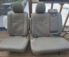 toyota estima sests with cover