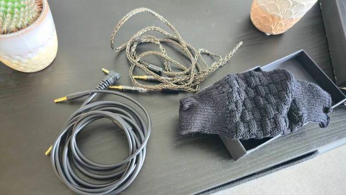 HiFiMAN Ananda Headphones (Stealth Magnet Version) Like New  (Acoustic trade?)