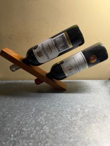 Wine Holder / Wine Pourer