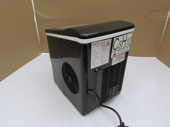 ice maker