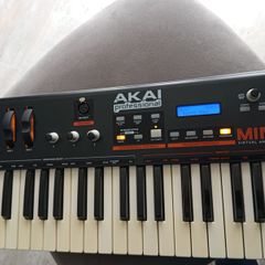 Akai Miniak Virtual Analog Synthesizer