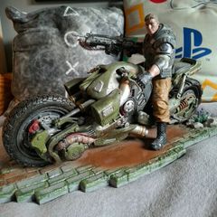 Gears of War 4  Collecters Edition 2016 Statue
