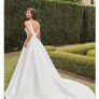 Wedding dress Image 3