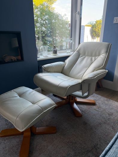 Recliner chair