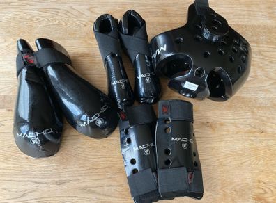 Martial arts sparring gear