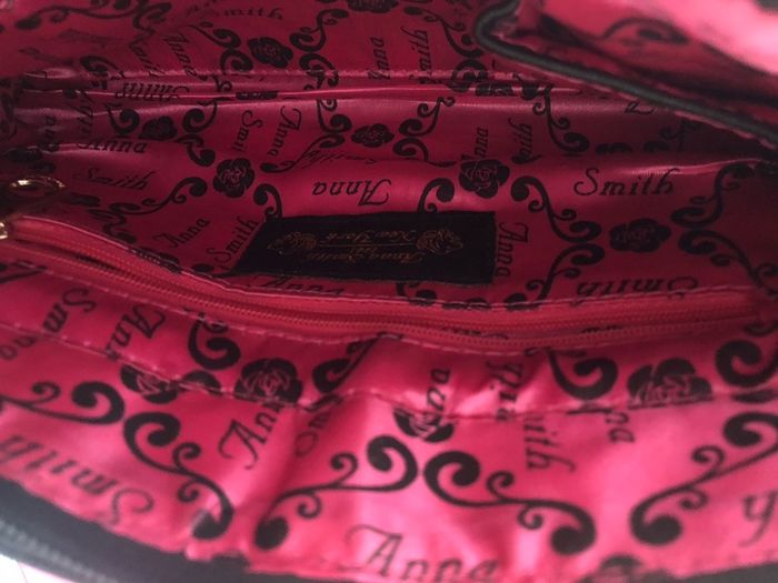 Anna Smith clutch bag