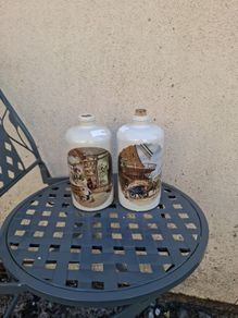 Duo pottery bottles possible to post