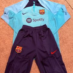 Nike FCB boys large tracksuit