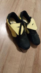 Size 4 crane football boots