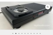 Mega Rare 1st edition Rega Planet CD Player Audiophile Quality one of the greatest Analog Sounding players ever made in great condition with original Remote Stunning