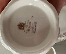 Paragon Fine Bone China Meadowvale Tea & Coffee Service  Royal Warrant 6 Place Setting