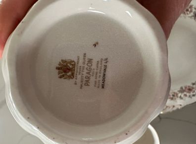 Paragon Fine Bone China Meadowvale Tea & Coffee Service  Royal Warrant 6 Place Setting