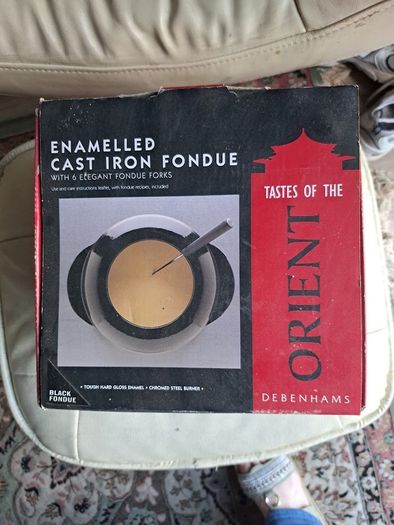 Fondu Set- Cast Iron Brand new in Box