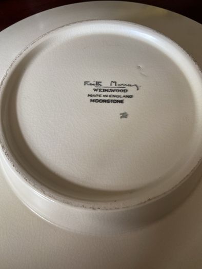 Wedgewood vintage cream-coloured dish Sombrero" design by Keith Murray for Wedgwood
