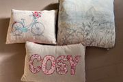 3 Decorative Cushions