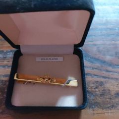 Gold plated tie pin