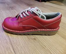 Adult Unisex Kickers Size 6 UK