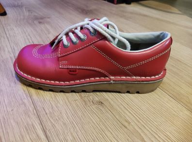 Adult Unisex Kickers Size 6 UK