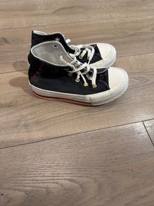 Girls converse size 12 UK