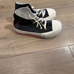 Girls converse size 12 UK