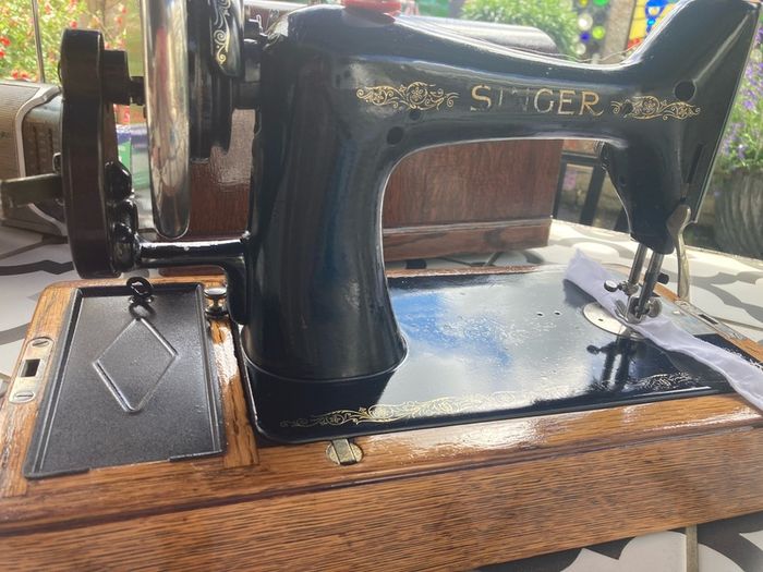 Antique singer sewing machine