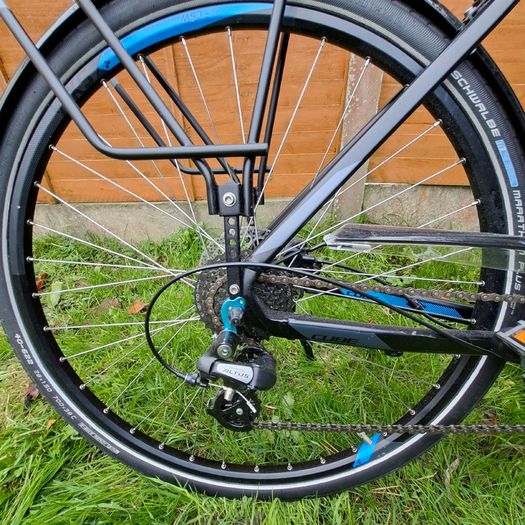 Touring Cube bike pro size of the frame: 50, 28" wheels, perfect condition