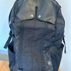 Victorinox Altmont Original Slimline Laptop Backpack