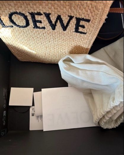 Loewe A5 tote