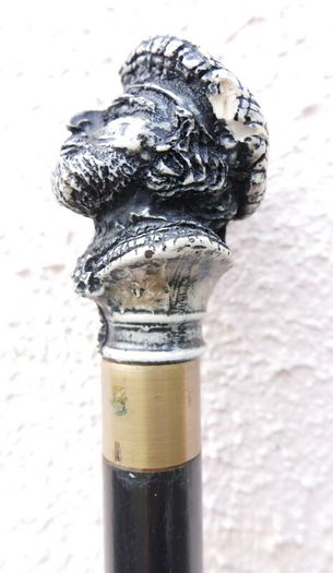 Vintage Highlander Moulded Top Collectors Stick