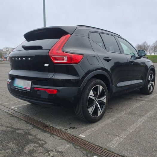 2022 Volvo XC40 Plug-in Hybrid | 58k KM |