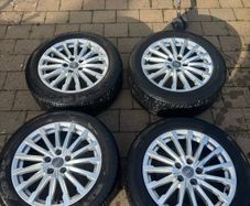 Audi Q2 17 alloys + tyres