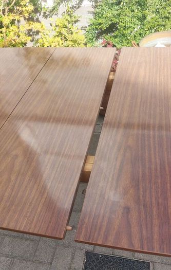 Fabulous Original Mid-Century Modern Extendable Dining or Kitchen Table For Four to Six People, Very Good Condition, Chairs NOT Included
