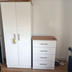 wardrobe and locker cheaster draws