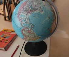 Light up globe