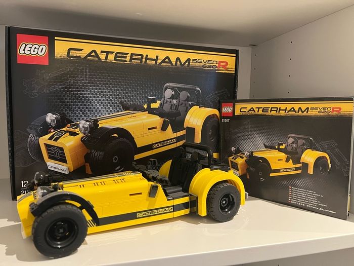 Lego Caterham seven R car box and books available