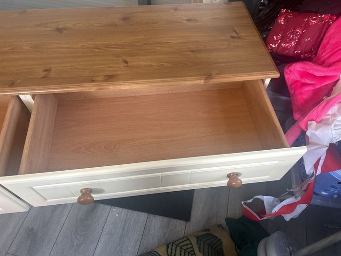 Cream and Pine chest and matching lockers.