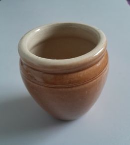 POT - Stoneware - Glazed