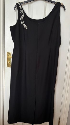 Black Dress (Size 18)