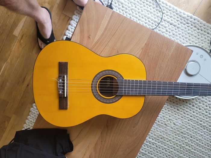Half Size Classical Guitar  Ideal for Beginners