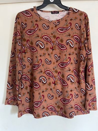 Light jumper Tops X2