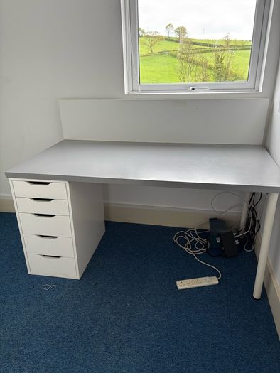 Office Desk and Drawers