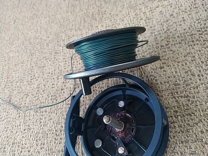 fly reel . 3.5 inch Thames fishing tackle mucilin 100 .