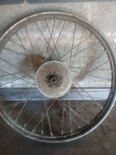 Honda 50 Rim