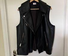 Savida sleeveless leather jacket