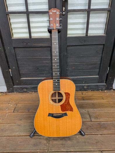 Taylor 710