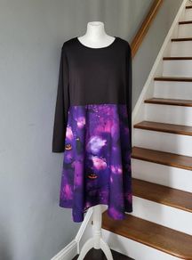Black & purple Halloween dress, Size 2XL / 20, Brand new