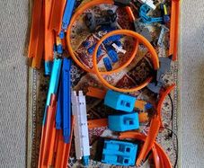Hotwheels track and accesories