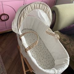 baby cot