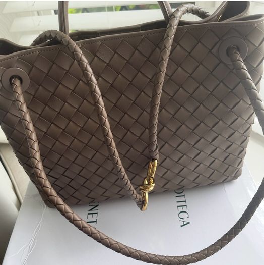 ladies genuine leather handbag