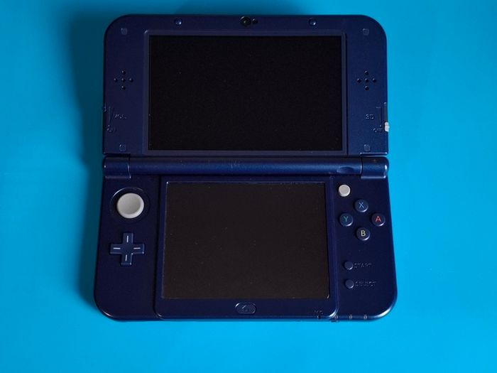 New 3DS XL Metallic Blue (Modded)